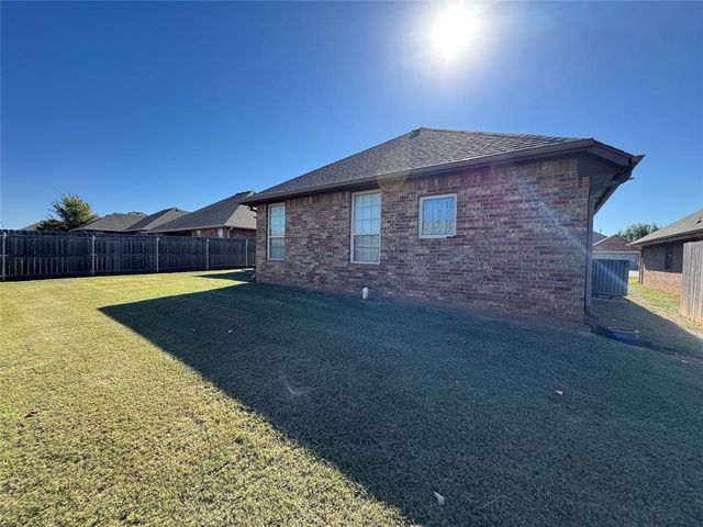 1112 Ariana Street, Shawnee, OK 74804