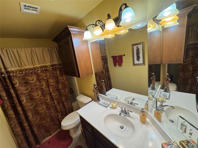 1112 Ariana Street, Shawnee, OK 74804