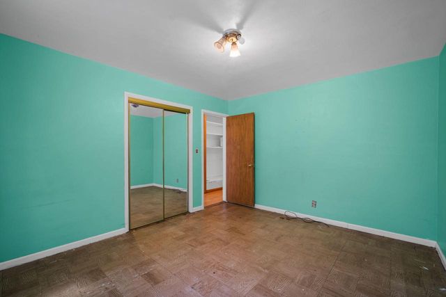 2403 W Alvina AVENUE, Milwaukee, WI 53221