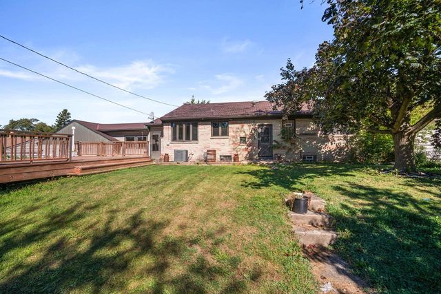 2403 W Alvina AVENUE, Milwaukee, WI 53221