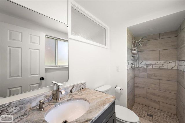 11489 Anna Lisa Street, Utica, MI 48312