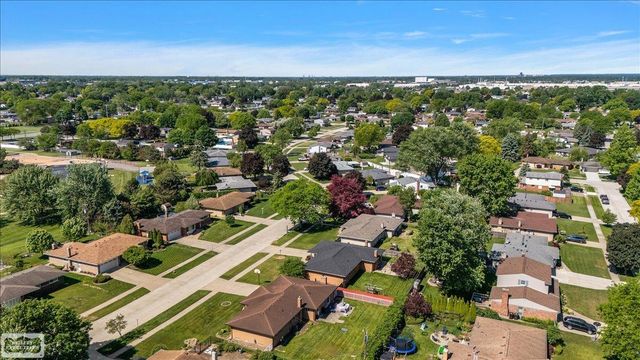 11489 Anna Lisa Street, Utica, MI 48312