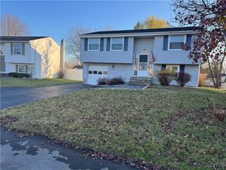 8223 Lucchesi Drive, Clay, NY 13041