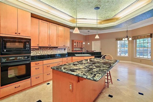 627 YORKTOWN DRIVE, Leesburg, FL 34748