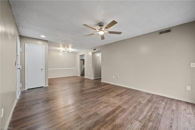 1700 N Hamilton Street F, High Point, NC 27262