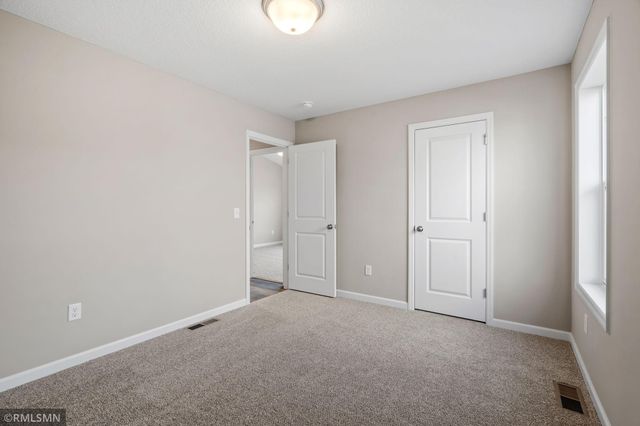 2734 Ivy Avenue NE, Saint Michael, MN 55376