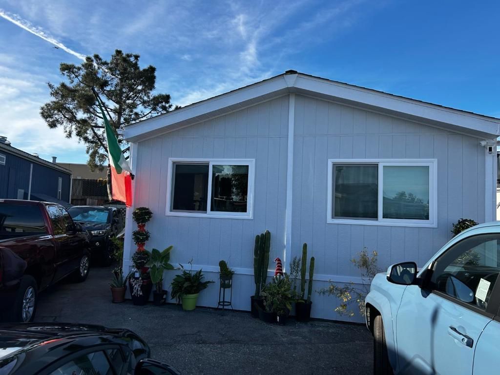 2053 E Bayshore Road, Redwood City, CA 94063