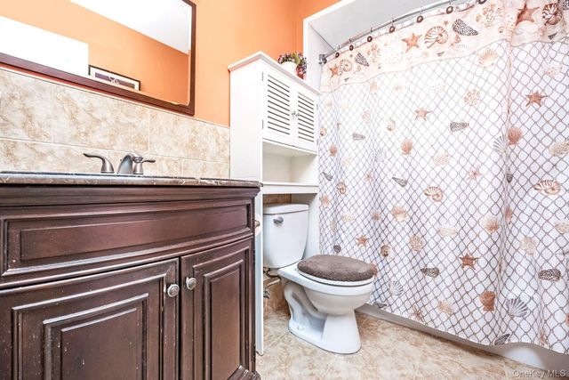 69-06 66 Road, Middle Village, NY 11379