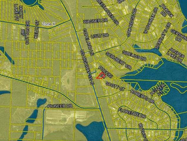 000 Puccini Drive, Defuniak Springs, FL 32433