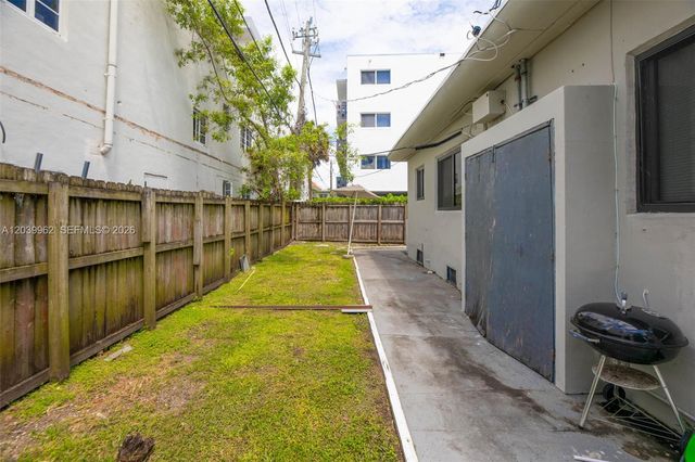 1980 Biarritz Dr, Miami Beach, FL 33141