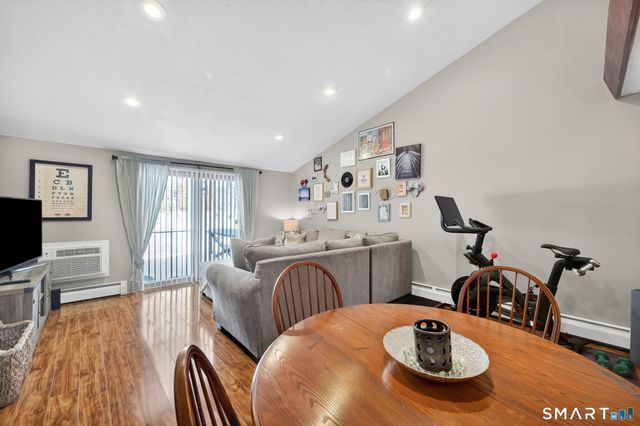 23 Locust Circle 23, Rocky Hill, CT 06067