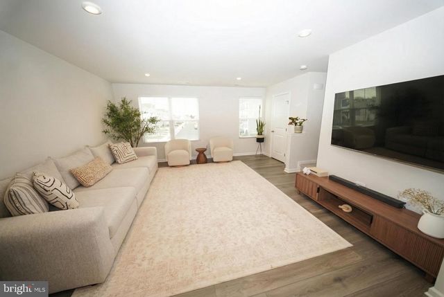 43 F PARSONS BLVD, Beverly, NJ 08010