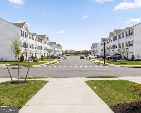 43 F PARSONS BLVD, Beverly, NJ 08010