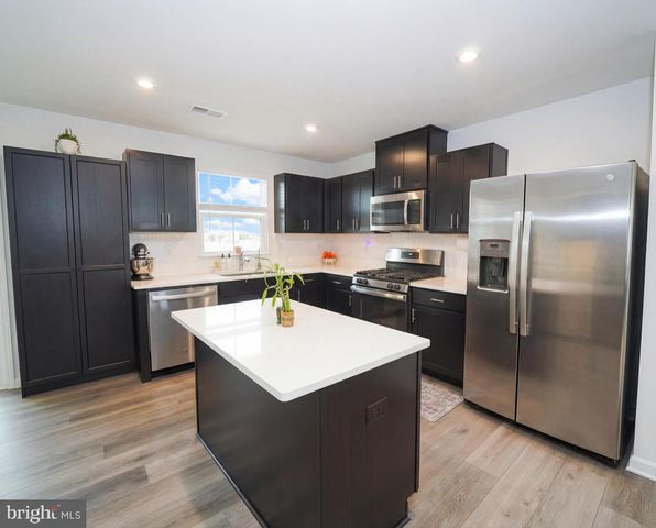 43 F PARSONS BLVD, Beverly, NJ 08010