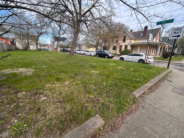 1656 N Delaware Street, Indianapolis, IN 46202