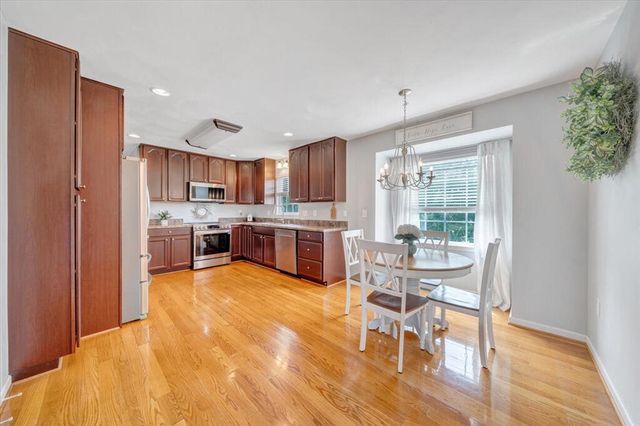 1138 Fallview DR, Vinton, VA 24179