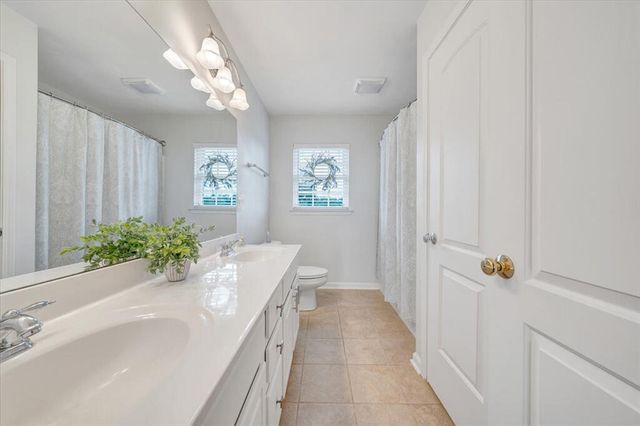 1138 Fallview DR, Vinton, VA 24179