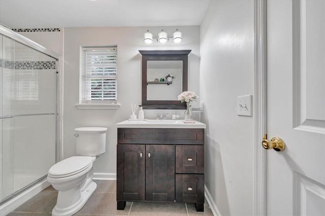 1138 Fallview DR, Vinton, VA 24179