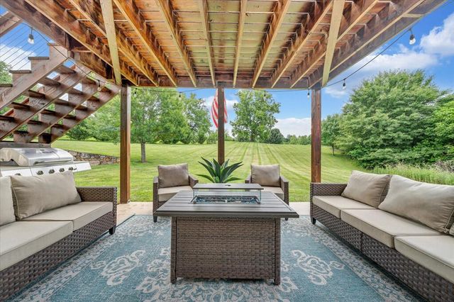 1138 Fallview DR, Vinton, VA 24179