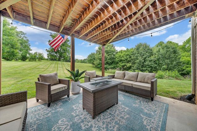1138 Fallview DR, Vinton, VA 24179