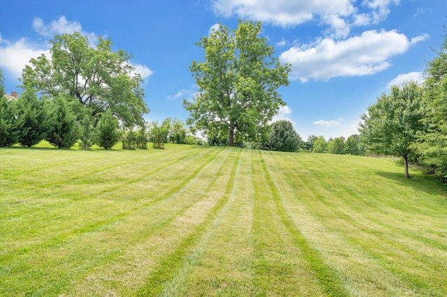 1138 Fallview DR, Vinton, VA 24179