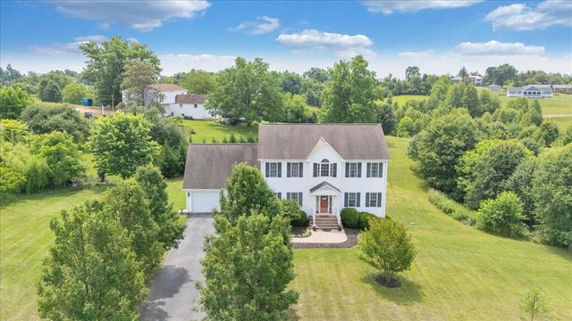 1138 Fallview DR, Vinton, VA 24179