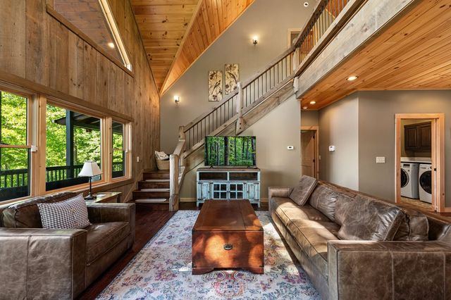 479 Big Timber Road, Mineral Bluff, GA 30559