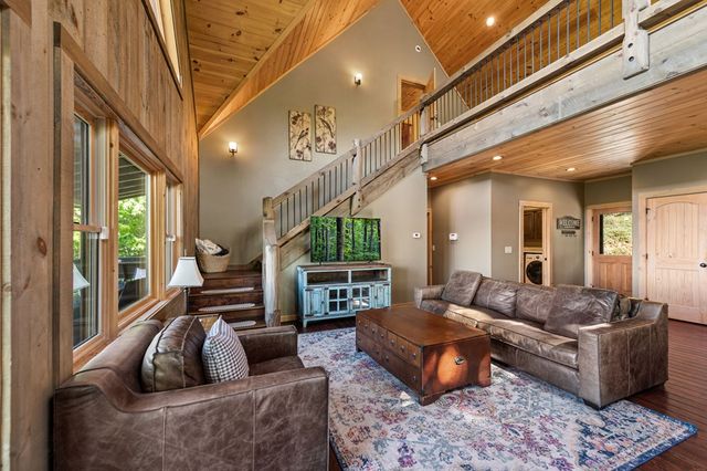 479 Big Timber Road, Mineral Bluff, GA 30559