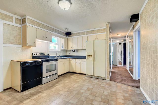 3522 Conger Road SW, Huntsville, AL 35805