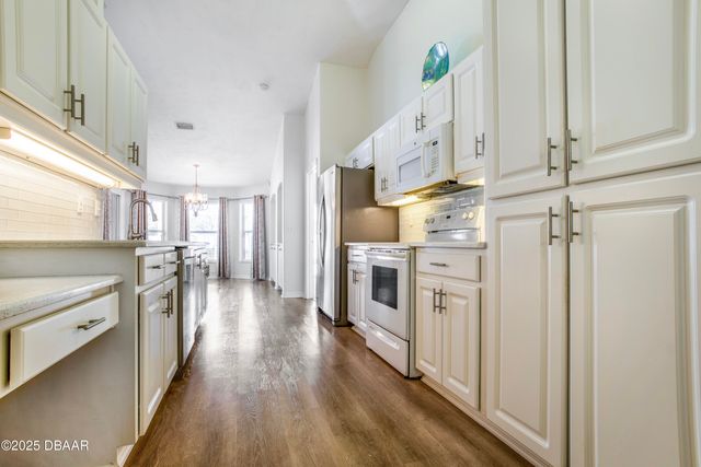 6115 Sabal Point Circle, Port Orange, FL 32128