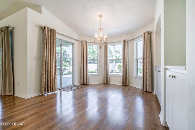 6115 Sabal Point Circle, Port Orange, FL 32128