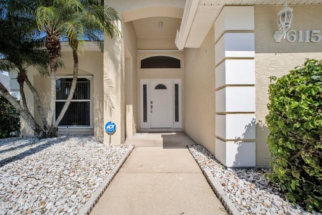 6115 Sabal Point Circle, Port Orange, FL 32128