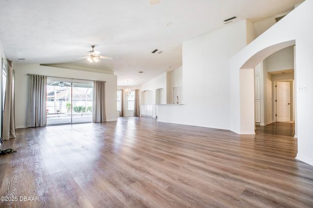6115 Sabal Point Circle, Port Orange, FL 32128