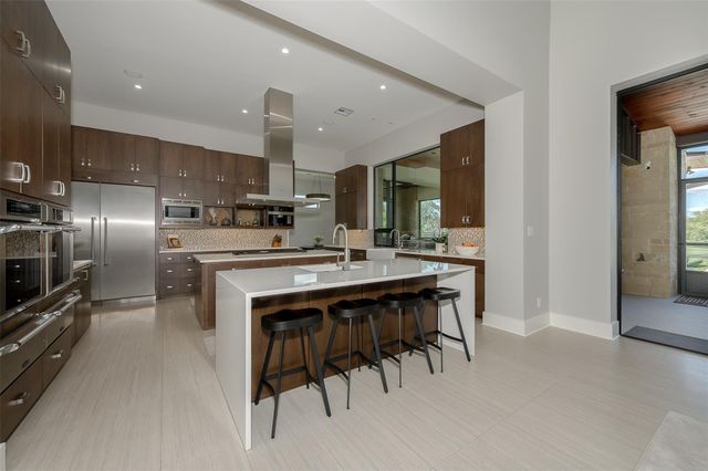 3320 Sycamore Trail, Bryan, TX 77807