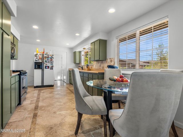 50 N Spring Mountain Circle, Sparks, NV 89436