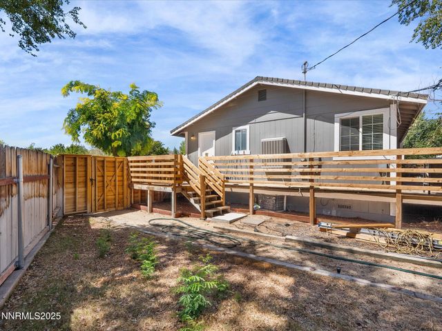 50 N Spring Mountain Circle, Sparks, NV 89436