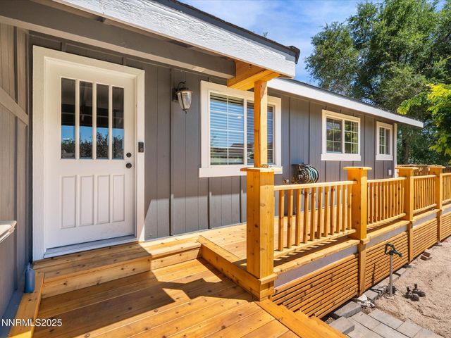 50 N Spring Mountain Circle, Sparks, NV 89436