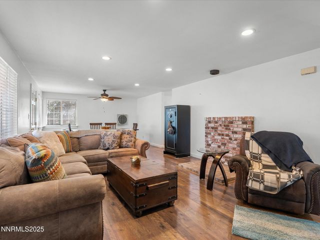 50 N Spring Mountain Circle, Sparks, NV 89436