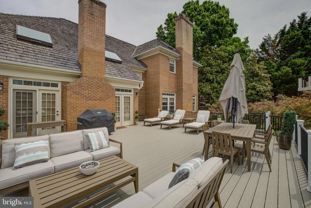 9110 WILLOW GATE LN, Bethesda, MD 20817