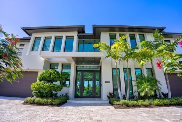 2801 NE 36th Street, Lighthouse Point, FL 33064
