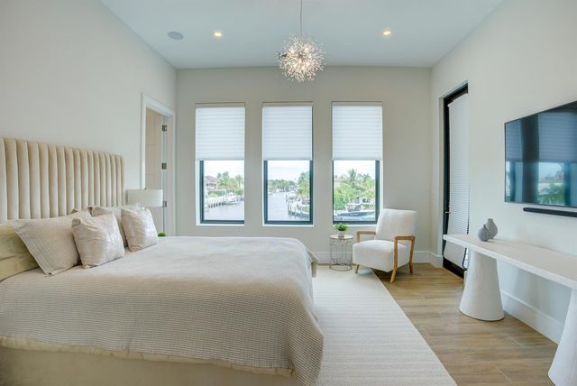2801 NE 36th Street, Lighthouse Point, FL 33064