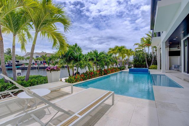 2801 NE 36th Street, Lighthouse Point, FL 33064