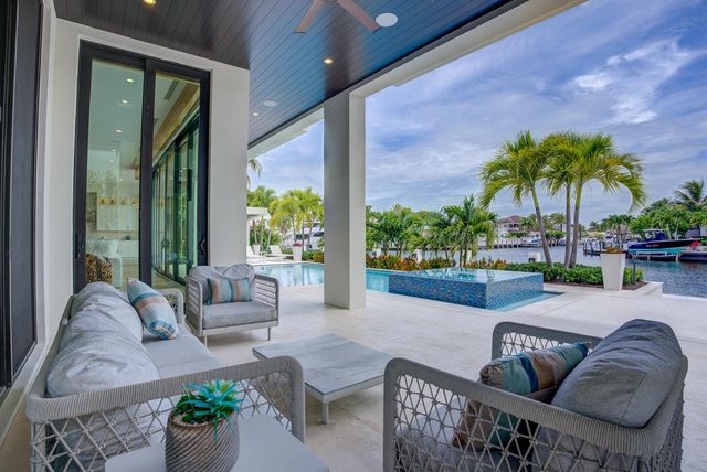 2801 NE 36th Street, Lighthouse Point, FL 33064