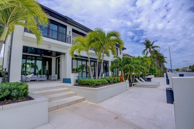 2801 NE 36th Street, Lighthouse Point, FL 33064