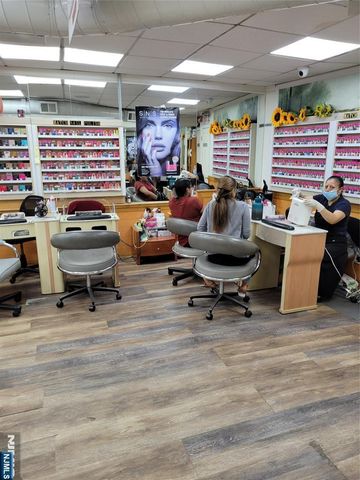1134 Clinton, Irvington, NJ 07111