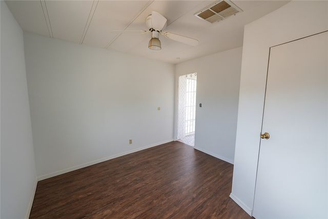 3833 W Burro Drive, Golden Valley, AZ 86413