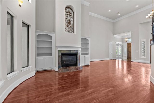 205 Del Monte Drive, Friendswood, TX 77546