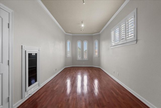 205 Del Monte Drive, Friendswood, TX 77546