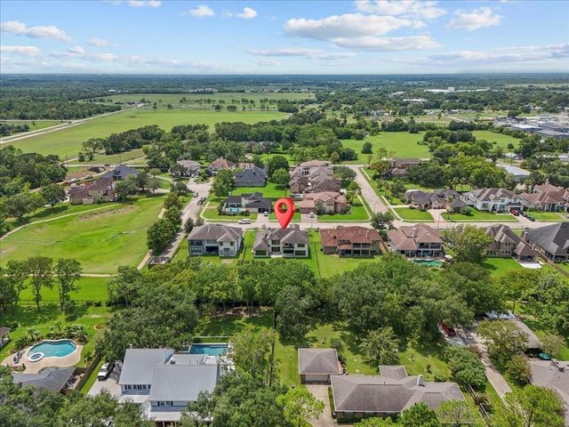 205 Del Monte Drive, Friendswood, TX 77546