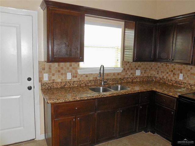 2601 Garfield Avenue, Alton, TX 78573